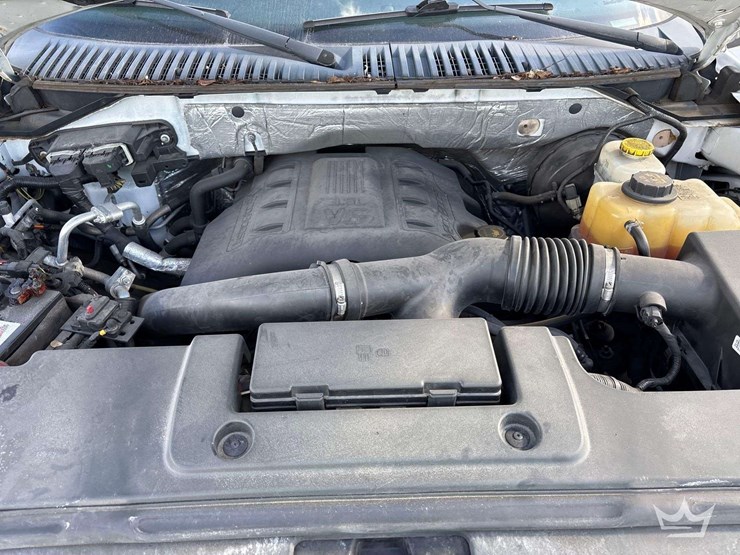 2017-ford-expedition-image-11