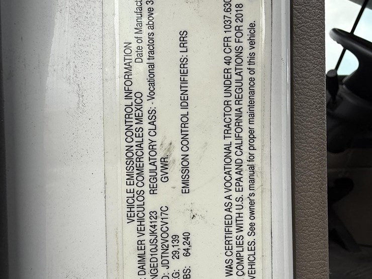 2018-freightliner-cascadia-125-image-11