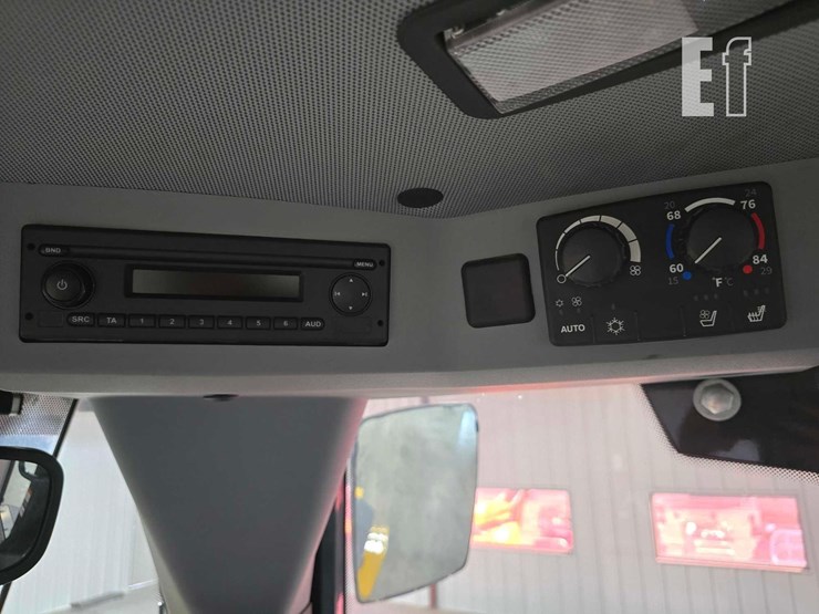 2022-deere-444-p-tier-image-24