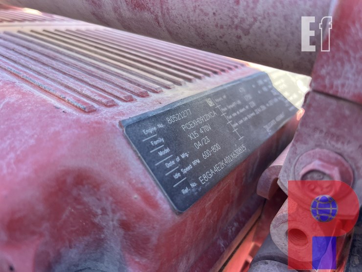 2024-kenworth-t880-image-8