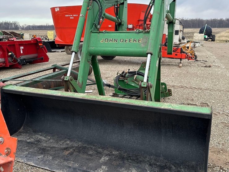 john-deere-740-image-2