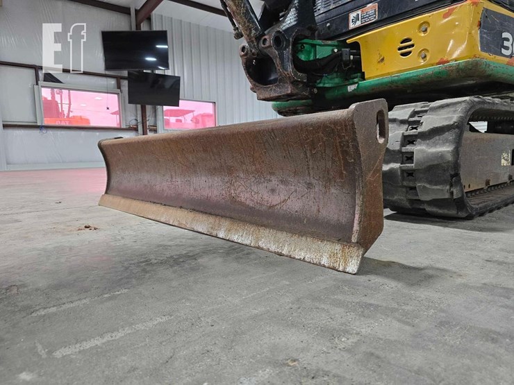 2018-deere-30g-image-13