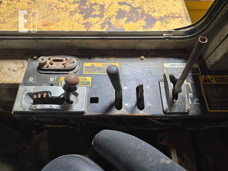 1989-deere-862b-image-15