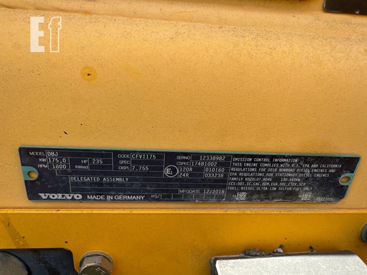 2018-volvo-p7110b-image-11