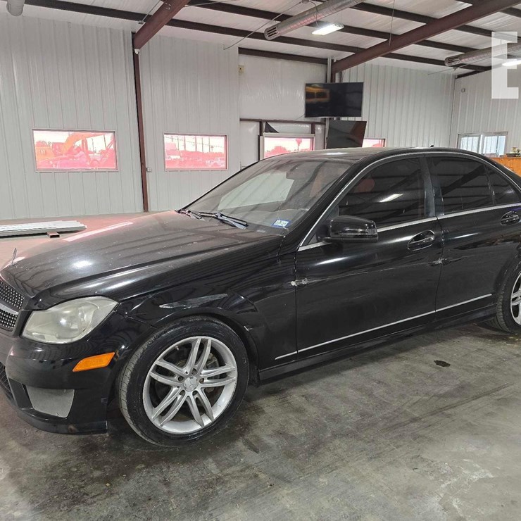 2014 MERCEDES-BENZ C250