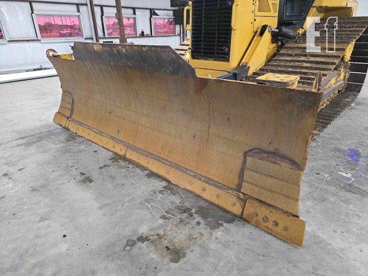 2013-caterpillar-d6n-lgp-image-9