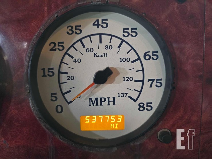 2004-international-paystar-5900-image-35