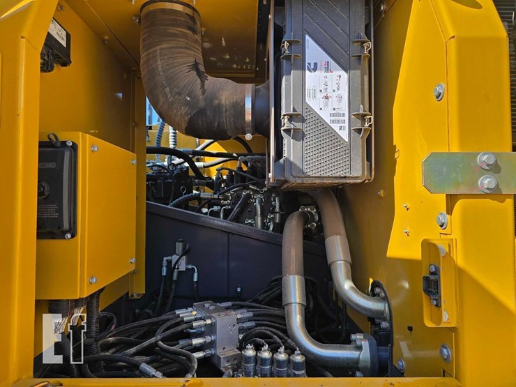 2023-xcmg-xe210u-image-28