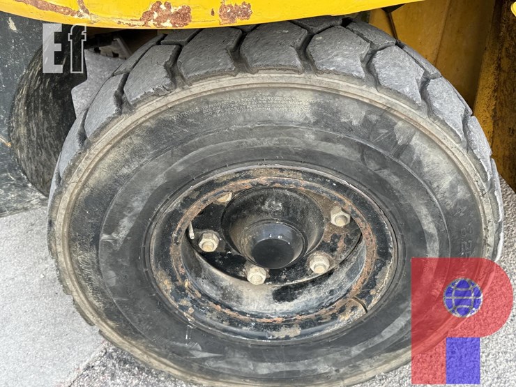 komatsu-fd70-8-image-9