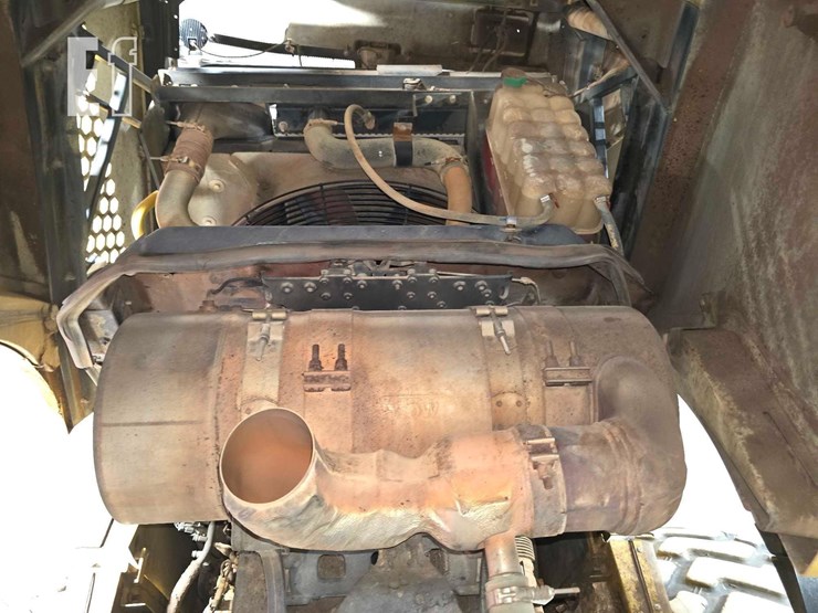 2012-caterpillar-972k-image-28