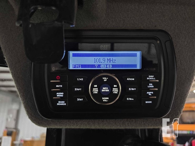 2021-caterpillar-303.5e2-cr-image-27