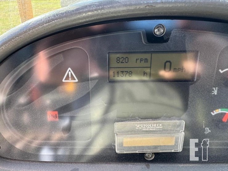 2003-volvo-g746b-image-20