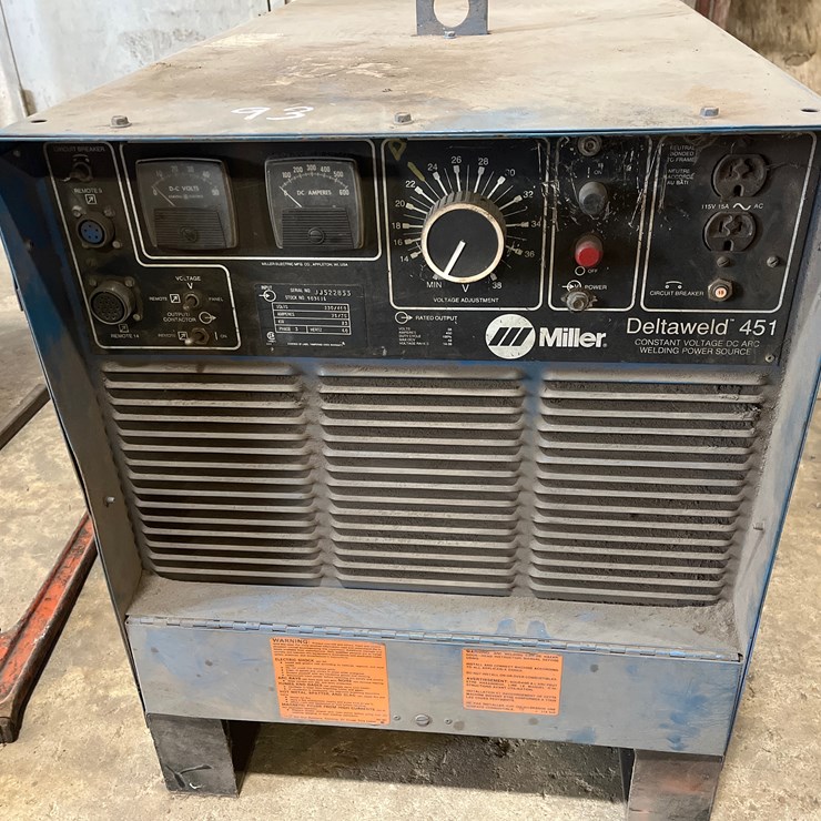 #93 • MILLER DELTAWELD 451 WELDER