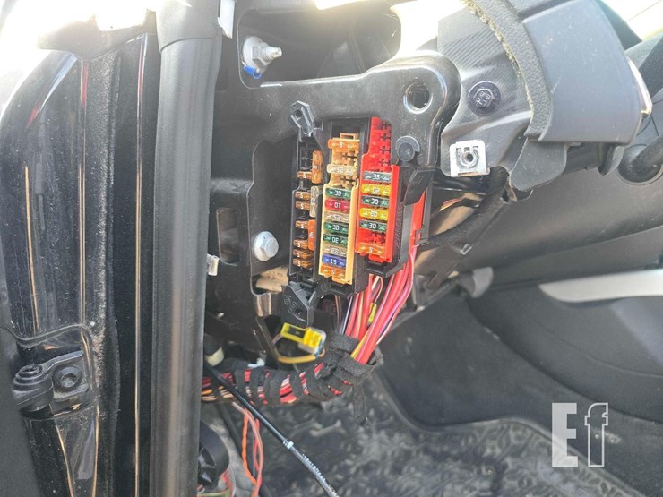 2010-audi-s5-image-16