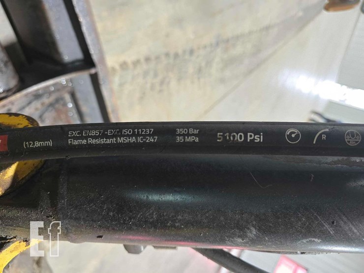 2016-caterpillar-303.5e2-cr-image-37