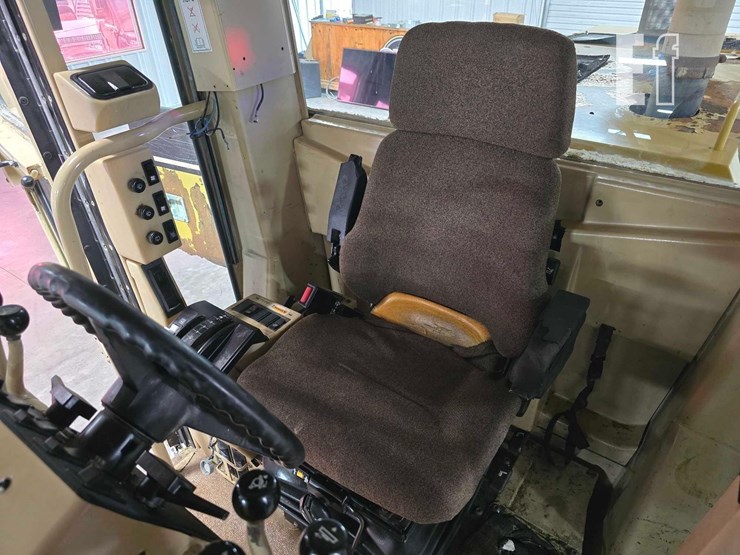 2006-caterpillar-140h-image-27