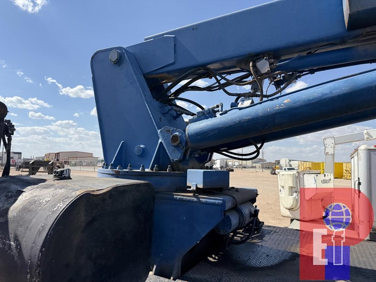 international-workstar-7400-image-18