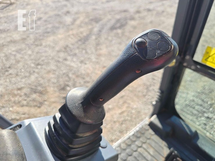 2022-xcmg-xe210u-image-22