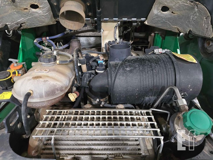 2019-deere-331g-image-24