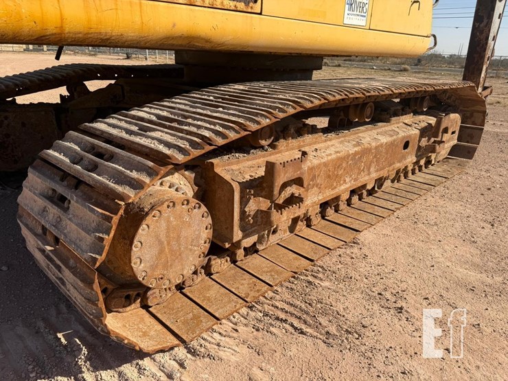 2015-deere-470g-lc-image-26