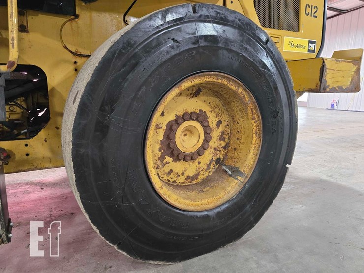 2020-caterpillar-926m-image-24