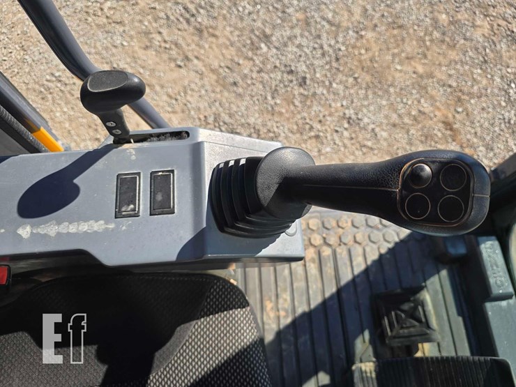 2022-xcmg-xe210u-image-21