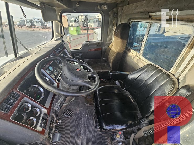 2007-kenworth-t800-image-13