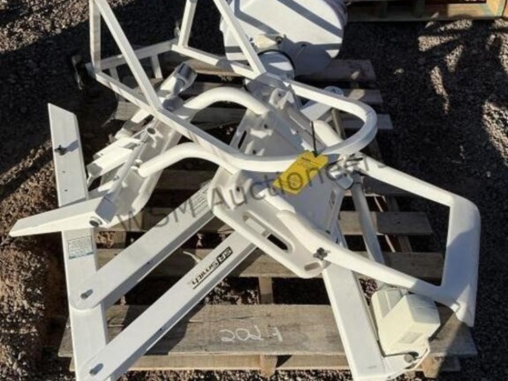 pallet-of-misc-image-4