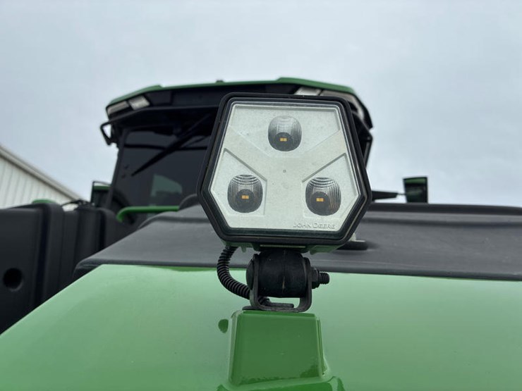 2024-john-deere-9r-590-image-22