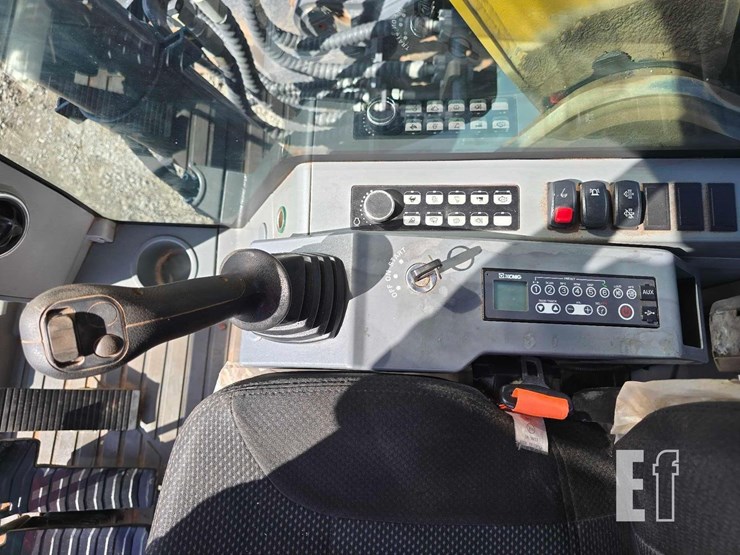 2023-xcmg-xe210u-image-16