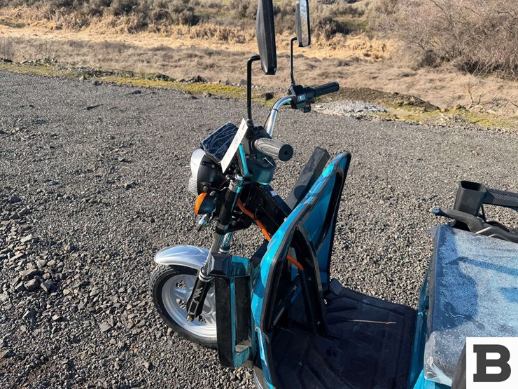 2025-ir-iret13-electric-tricycle-image-14