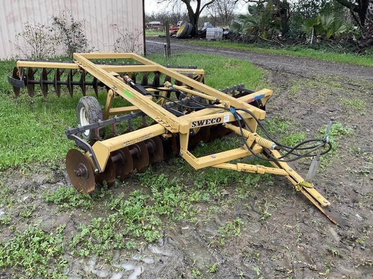 (offsite)-sweco-d12-12'-wheel-disc-image-3