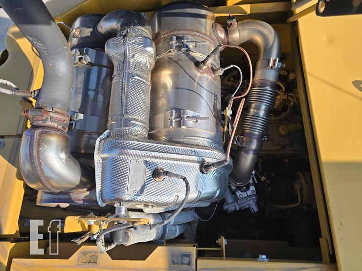 2018-caterpillar-325flcr-image-27