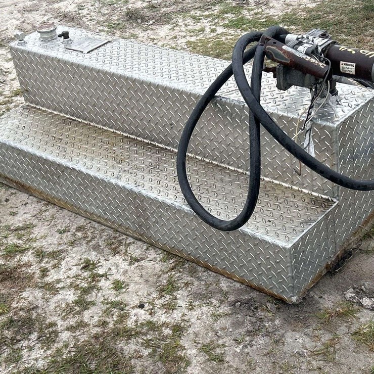 RDS Manufacturing 70307 48 Gallon L-Shaped Transfer Diesel Fuel Tank