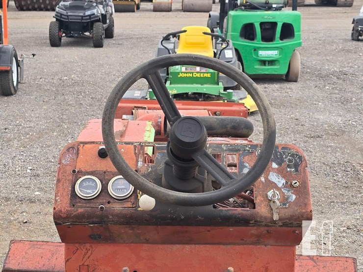 ditch-witch-3500dd-image-12