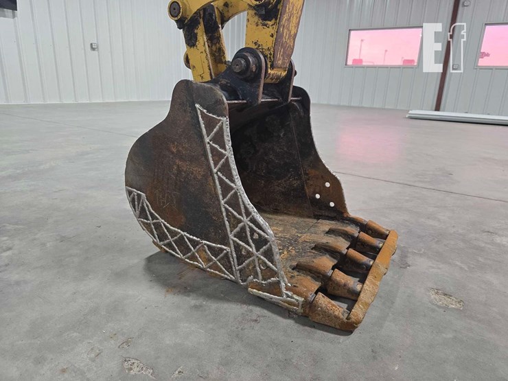 2021-caterpillar-304e2-cr-image-14