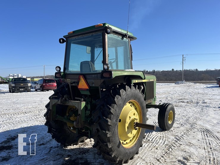 john-deere-4440-image-5