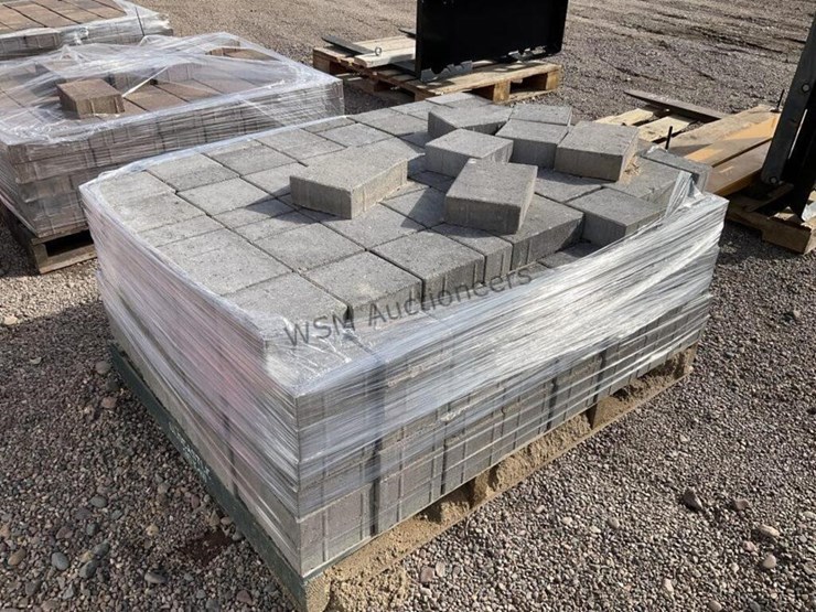 pallet-of-stone-pavers-image-2