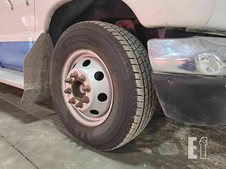 1996-ford-e350-image-27