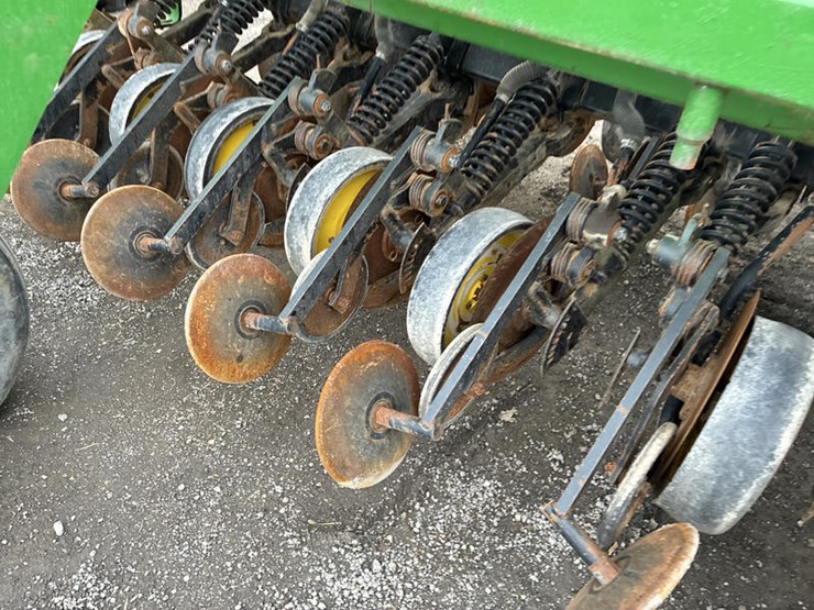 john-deere-750-image-15