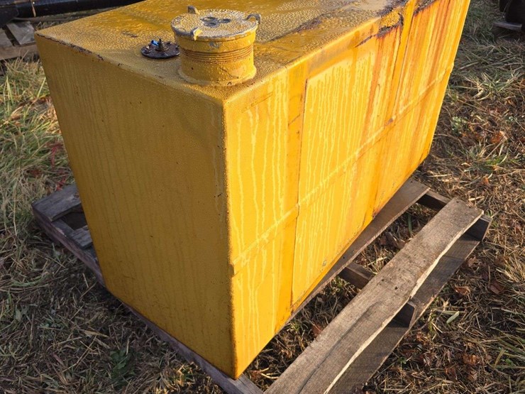 metal-fuel-tank-48"lx18"wx28"h-image-2