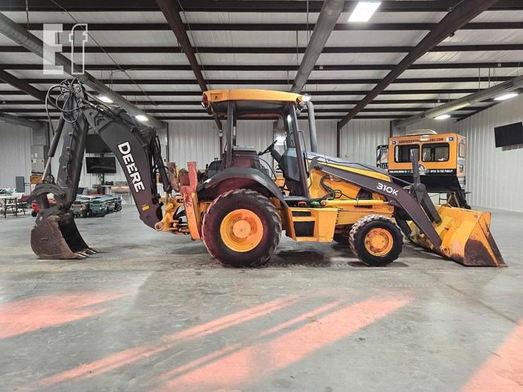 2014-deere-310k-image-6