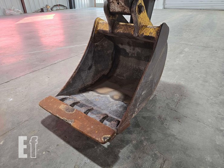 2015-deere-310l-ep-image-12