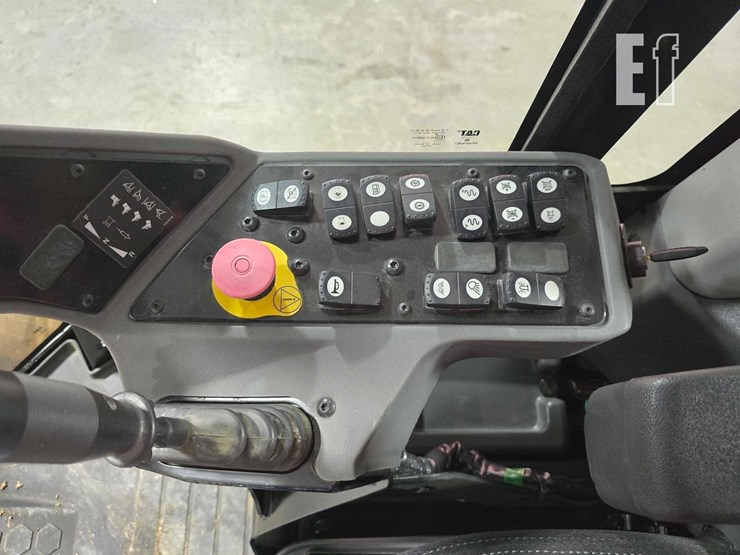 2020-caterpillar-cs44b-image-18