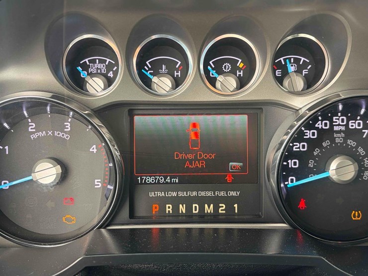 2011-ford-f250-image-13