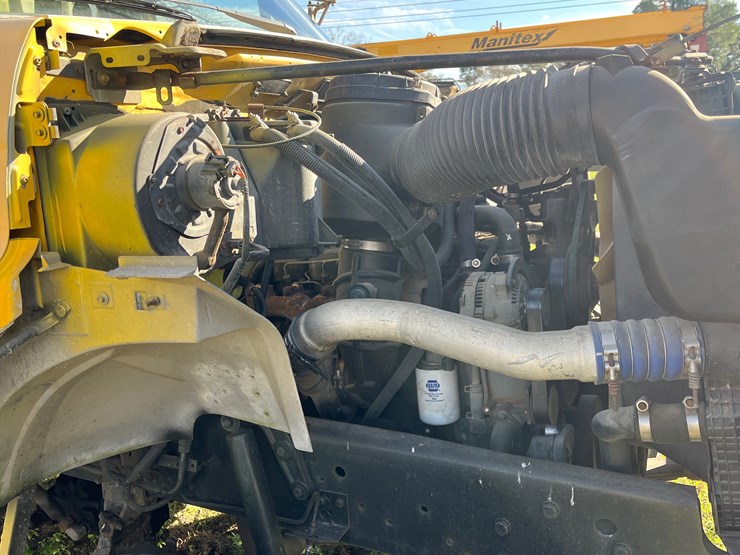 #2-•-1996-ford-f80-boom-truck-image-12