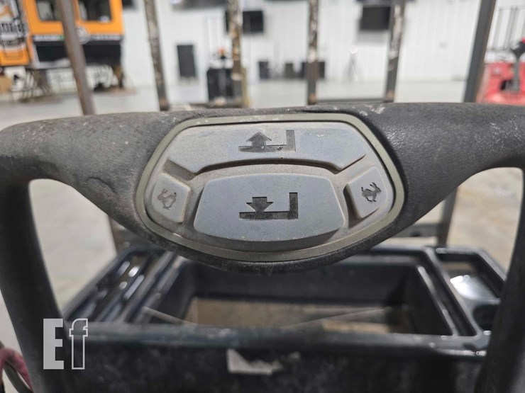 raymond-8400-image-16