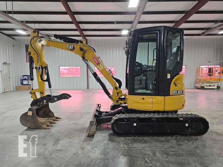2021-caterpillar-303.5e2-cr-image-5