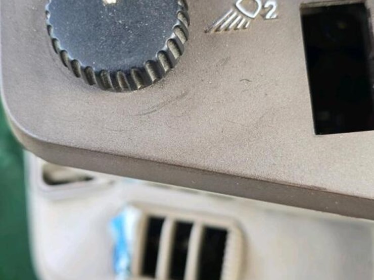 john-deere-6420-image-21