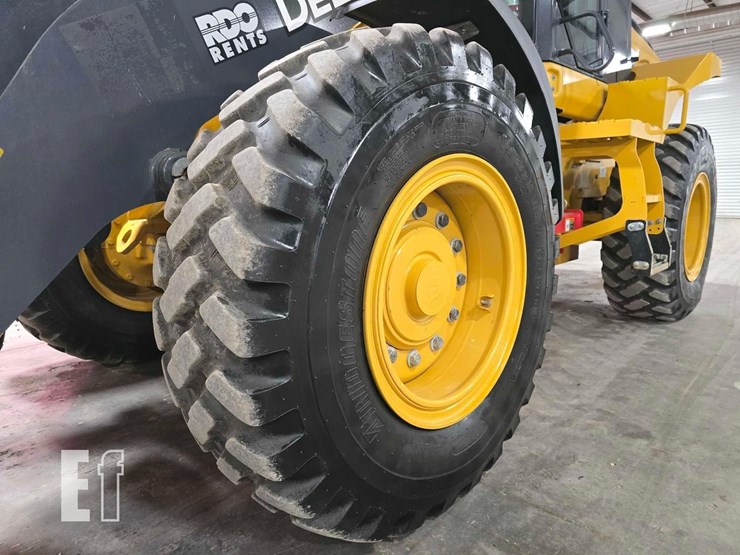 2022-deere-444-p-tier-image-14